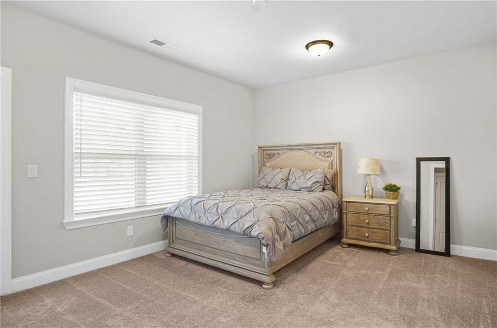 1808 Samantha Bend