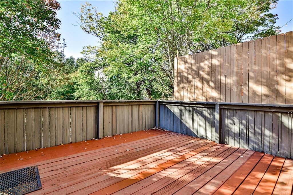 670 Park Village Drive NE