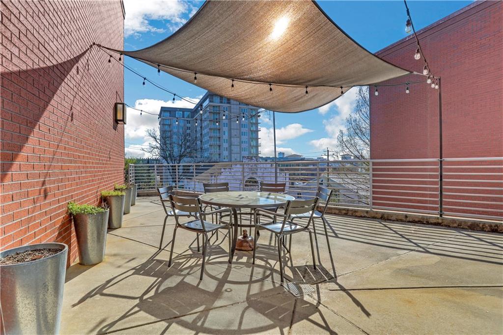 572 Edgewood Avenue NE Unit 302