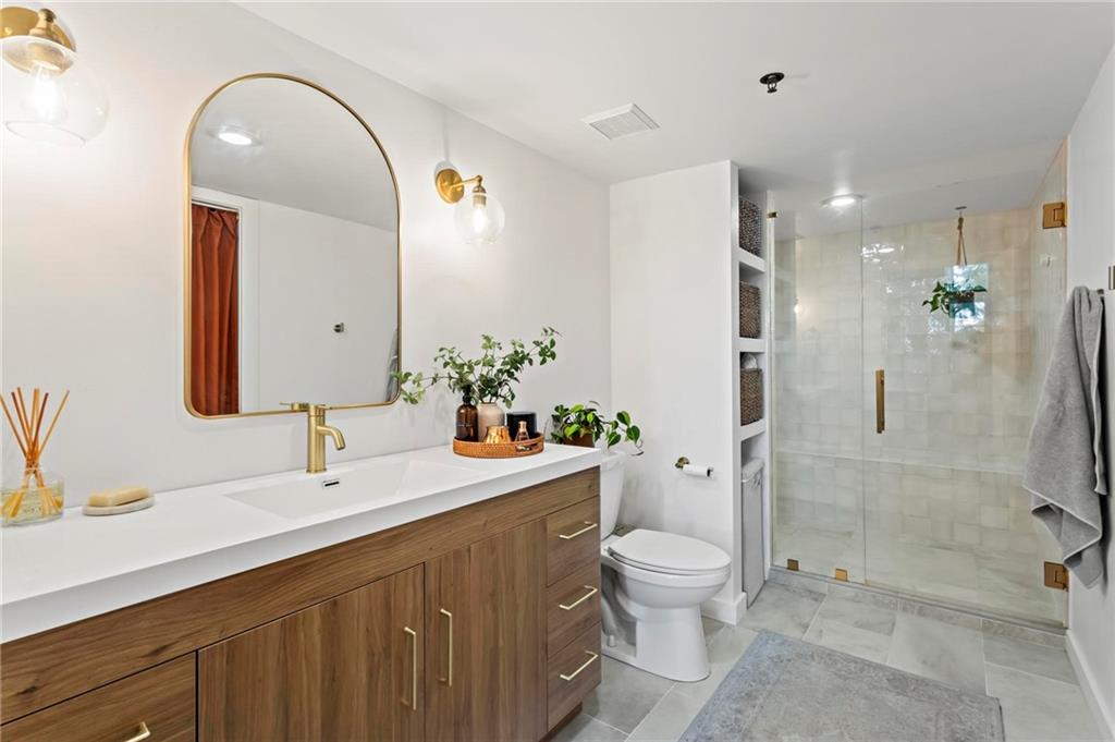 572 Edgewood Avenue NE Unit 302