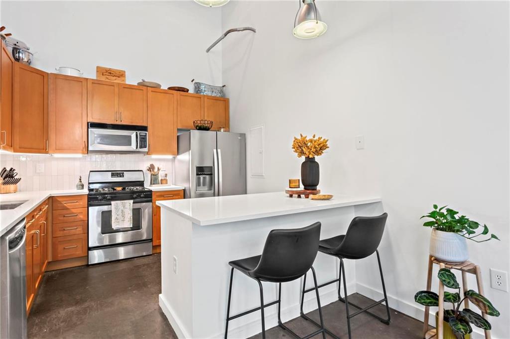 572 Edgewood Avenue NE Unit 302