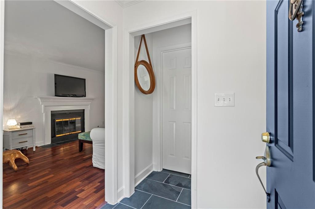 1114 Morningside Place NE