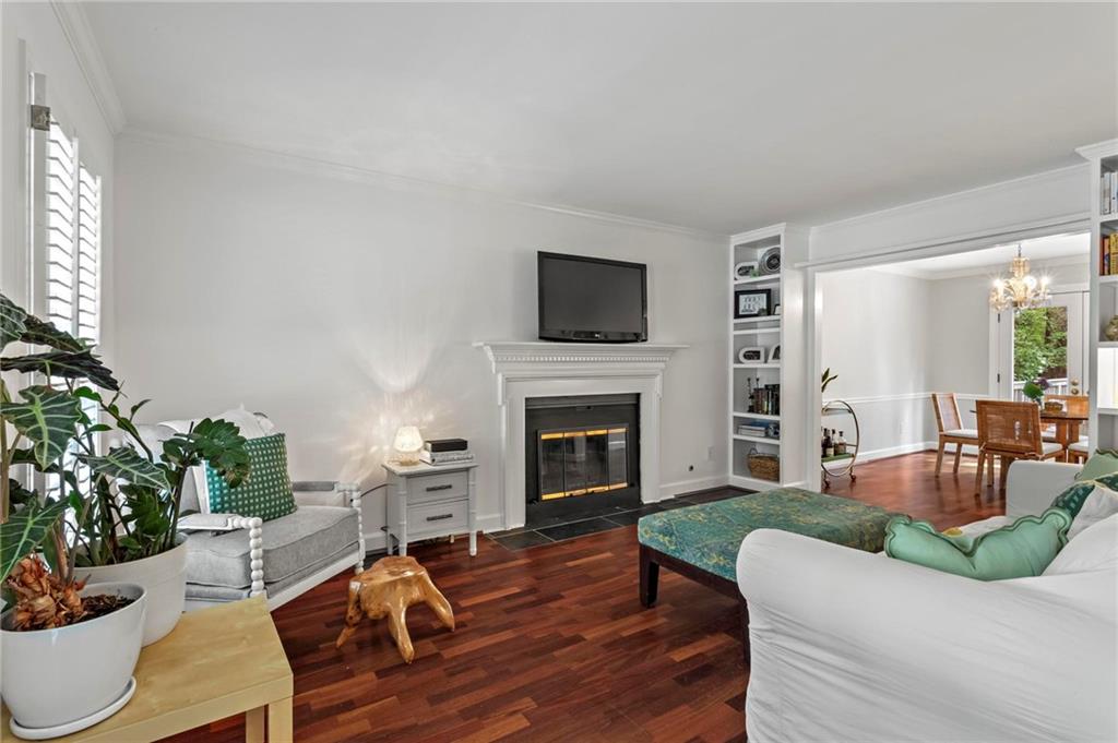 1114 Morningside Place NE
