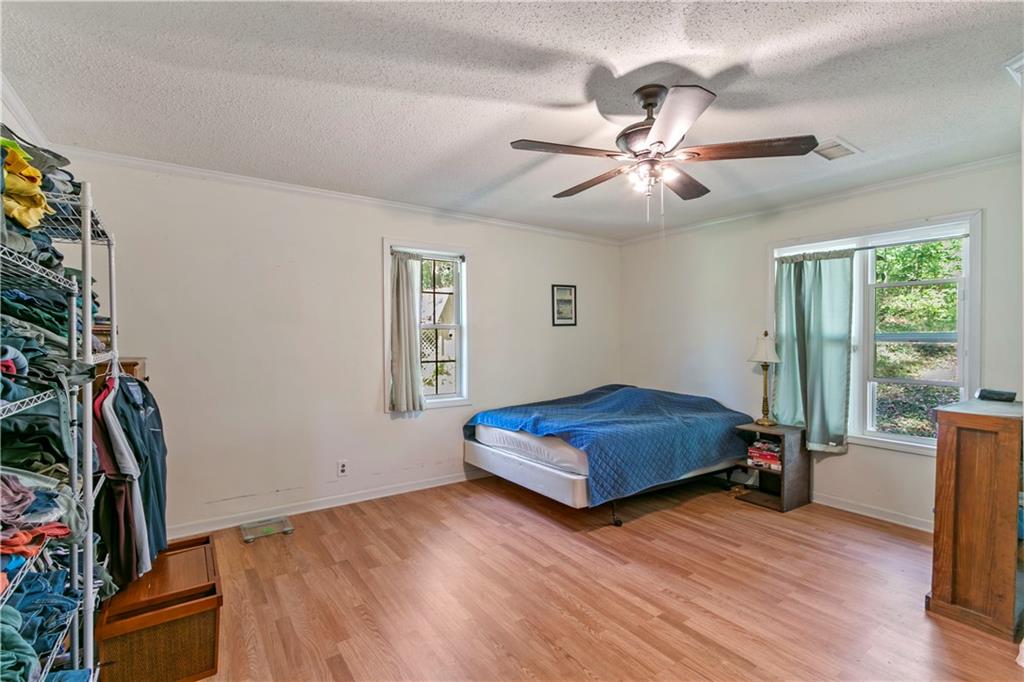 1510 Oakwood Drive