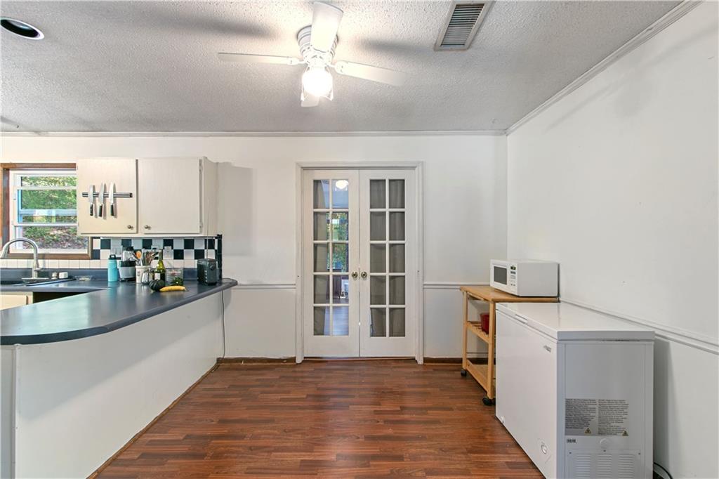 1510 Oakwood Drive