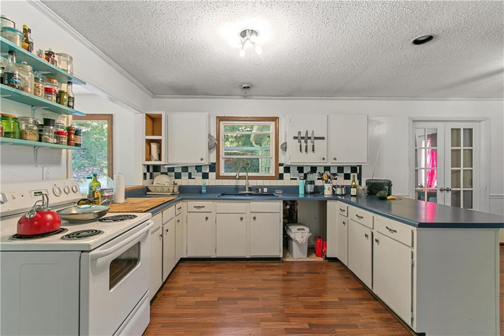 1510 Oakwood Drive