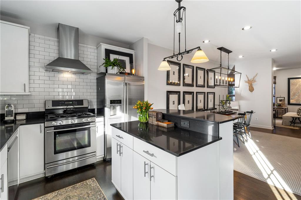 383 6th Street NE Unit 7