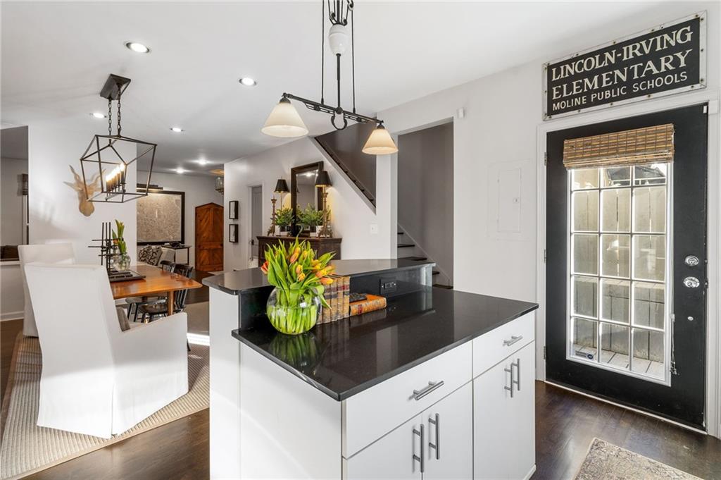 383 6th Street NE Unit 7