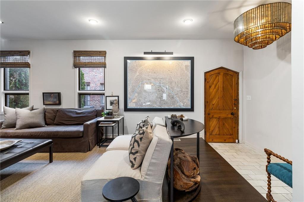 383 6th Street NE Unit 7