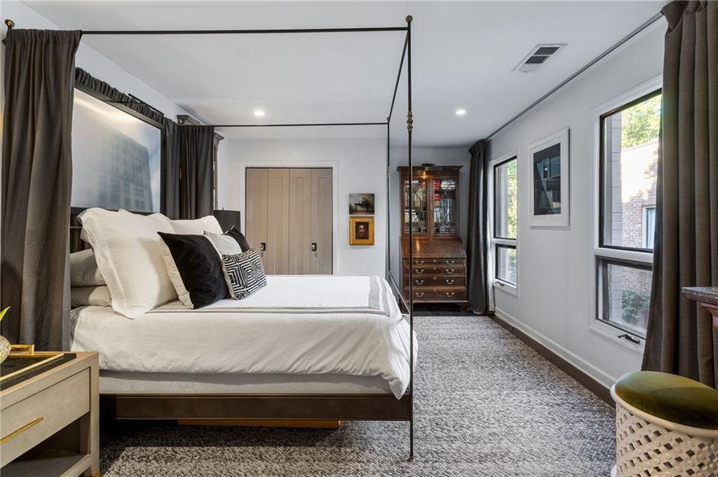 383 6th Street NE Unit 7