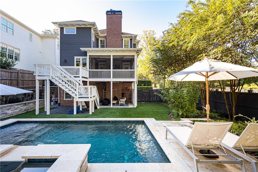 132 Springdale Drive NE