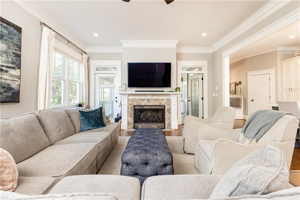 132 Springdale Drive NE