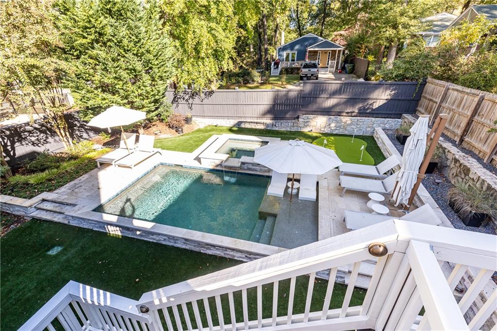 132 Springdale Drive NE