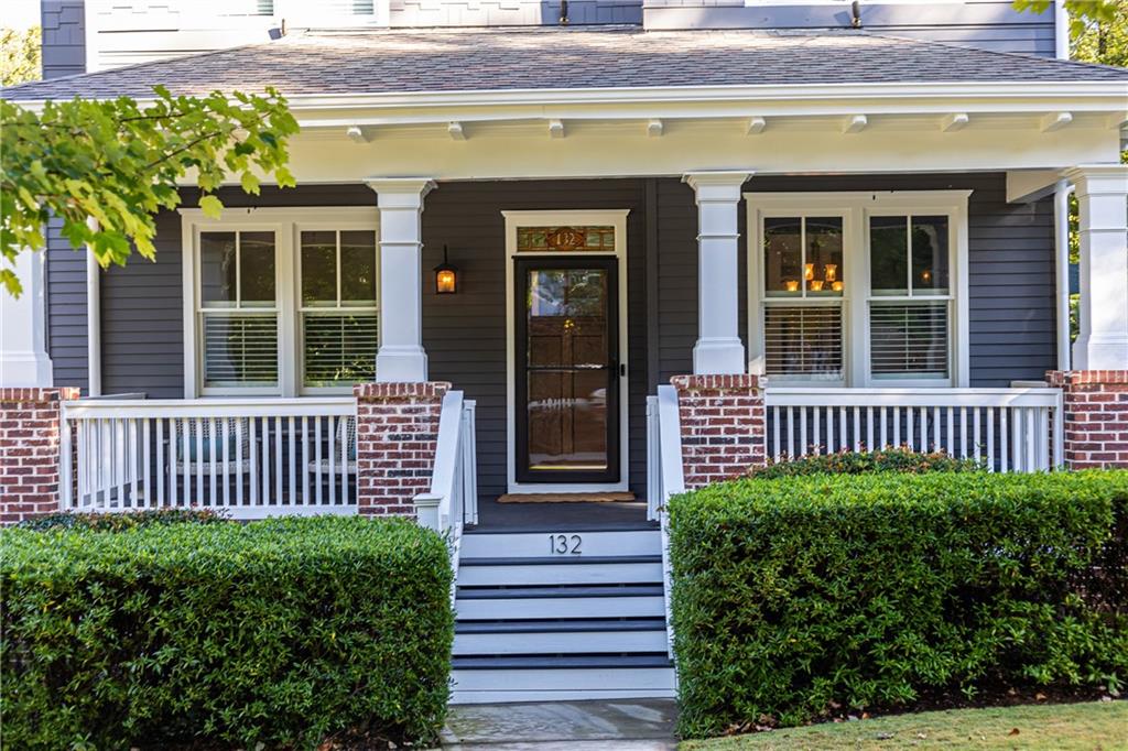 132 Springdale Drive NE
