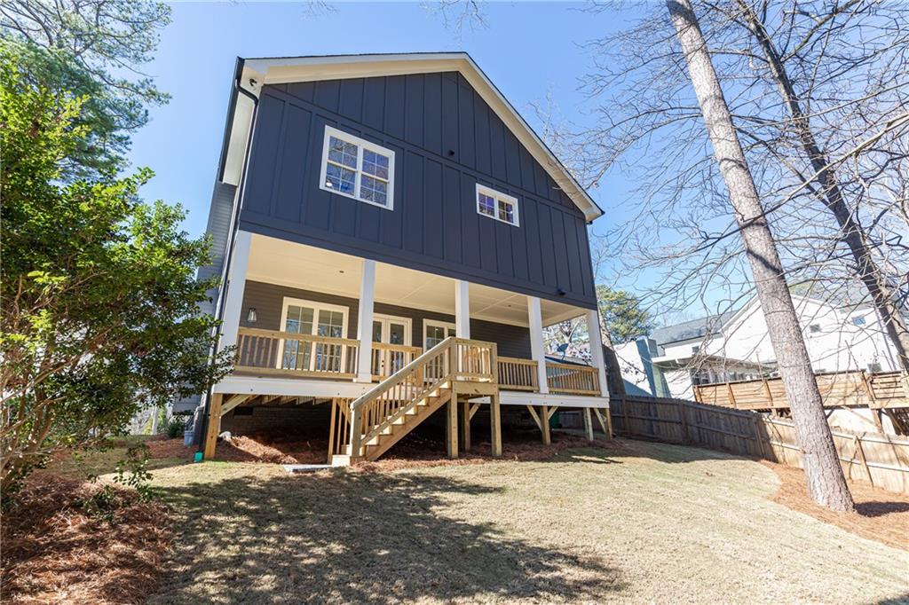 1099 Palafox Drive