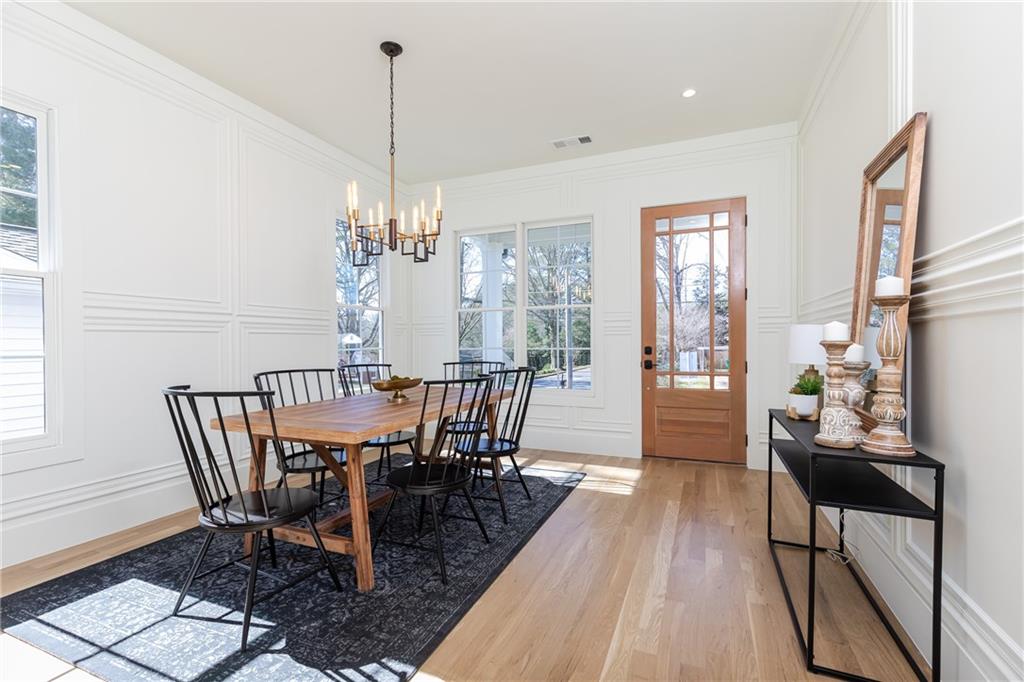 1099 Palafox Drive
