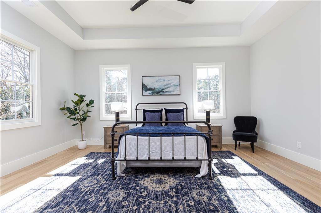 1099 Palafox Drive