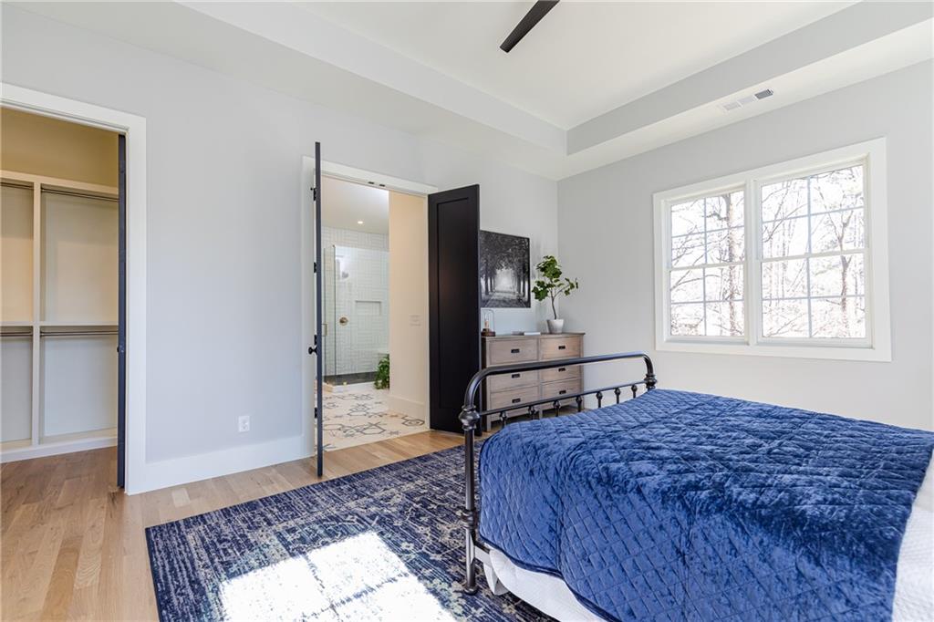 1099 Palafox Drive