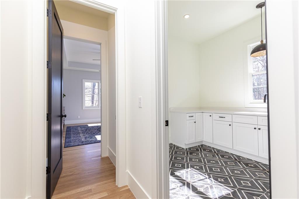 1099 Palafox Drive