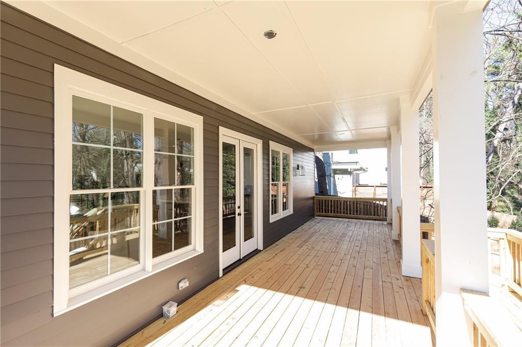 1099 Palafox Drive
