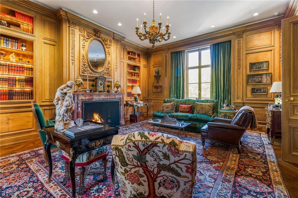 2288 Peachtree Road NW Unit 6