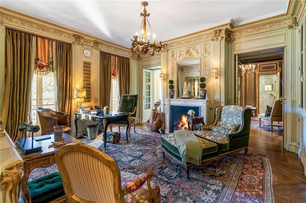 2288 Peachtree Road NW Unit 6