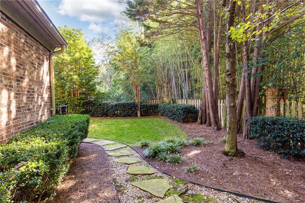 684 Collier Commons Circle NW