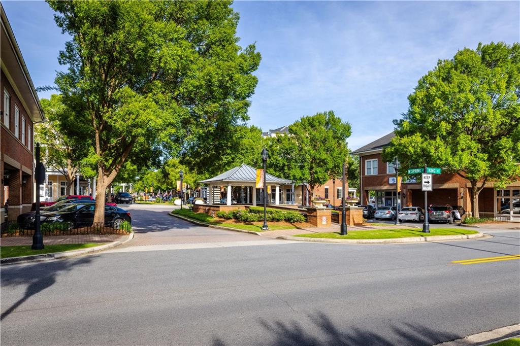 1412 Wicker Wood Place SE Unit 4