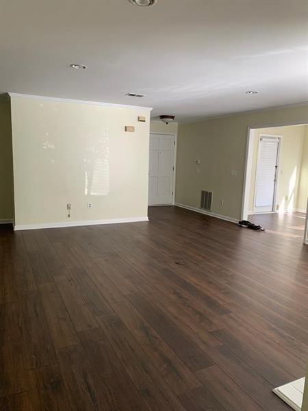 401 BAINBRIDGE Drive