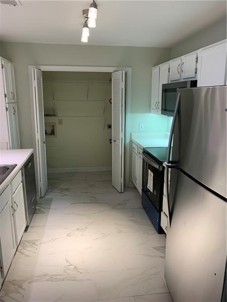 401 BAINBRIDGE Drive