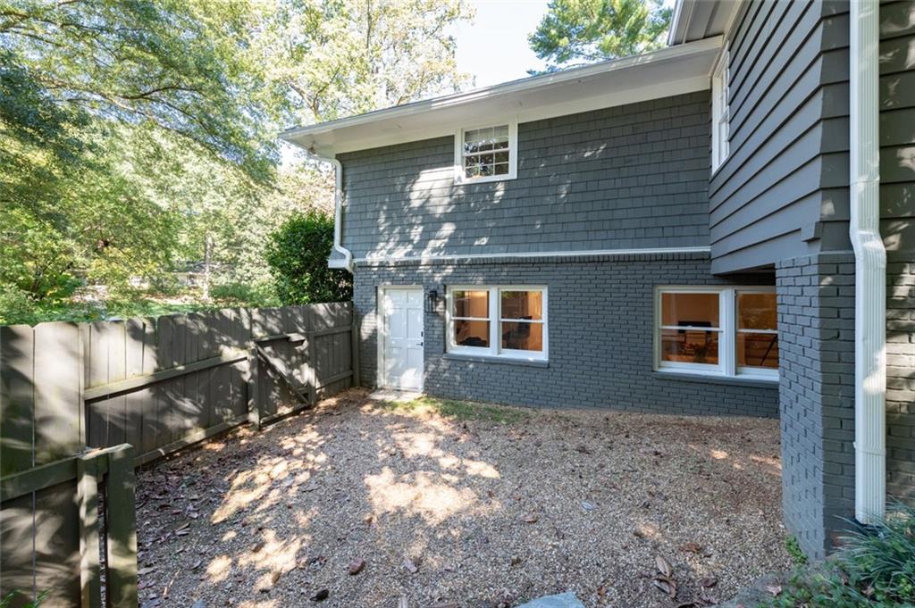 3175 Verdun Drive NW