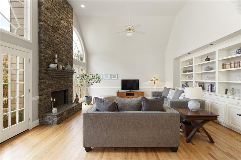 4561 Rutherford Drive