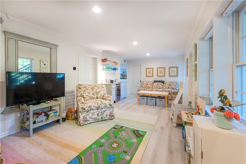 755 Northland Court