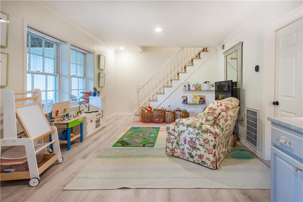755 Northland Court