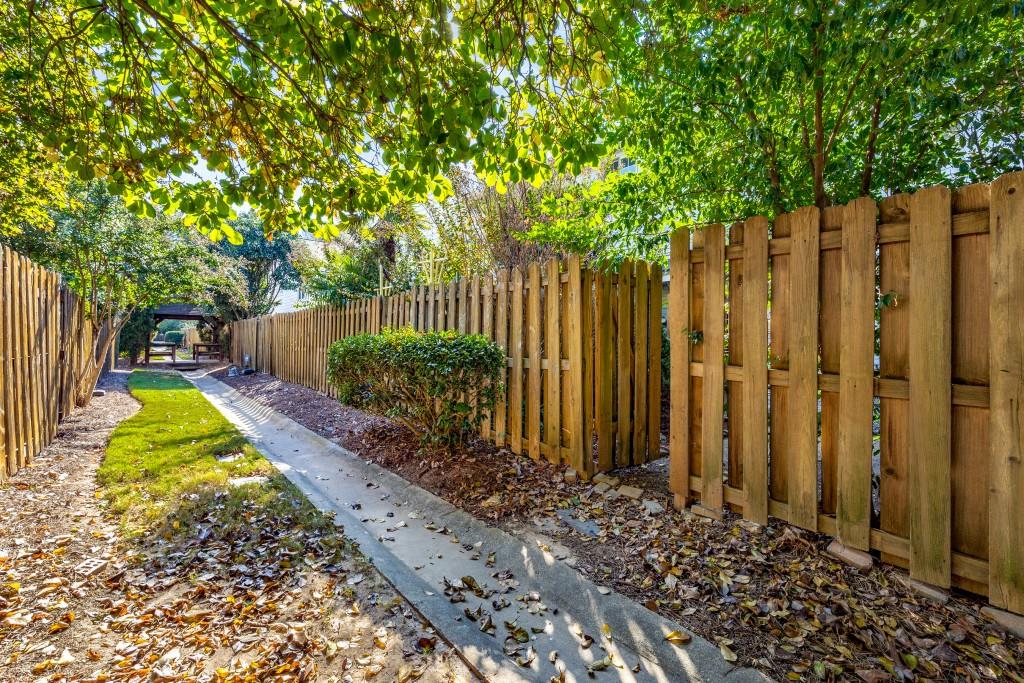 136 Peachtree Memorial Drive NW Unit GA4