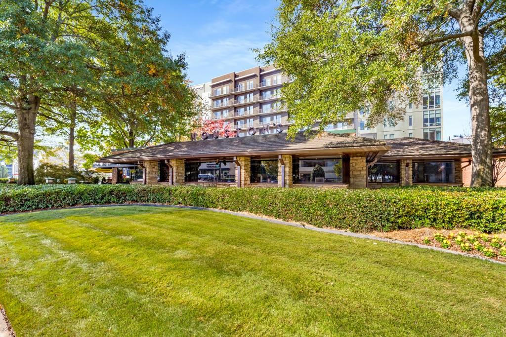 136 Peachtree Memorial Drive NW Unit GA4