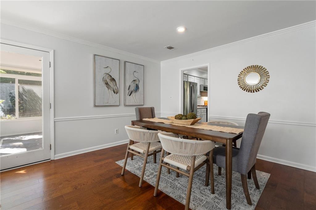 4582 Village Oaks Court