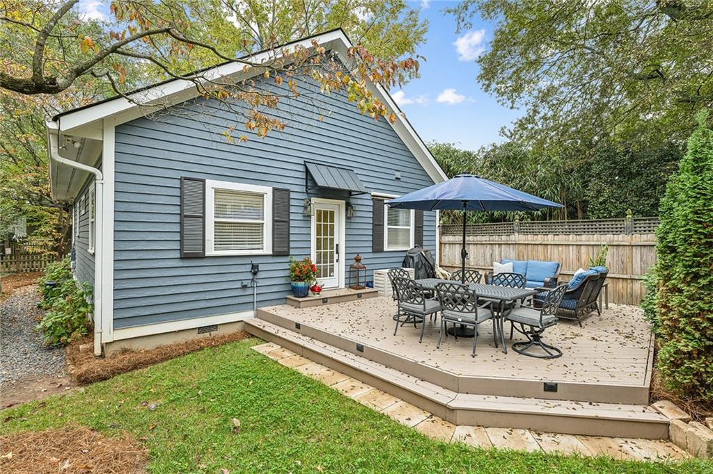 310 Oakdale Road NE