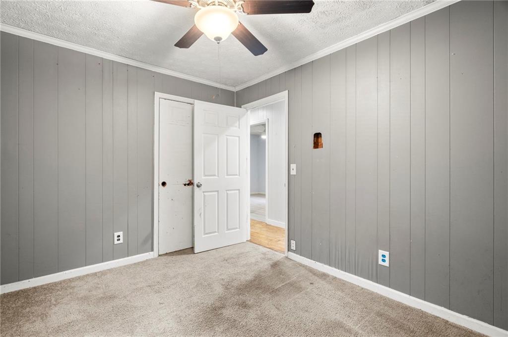 6053 Henderson Mountain Road