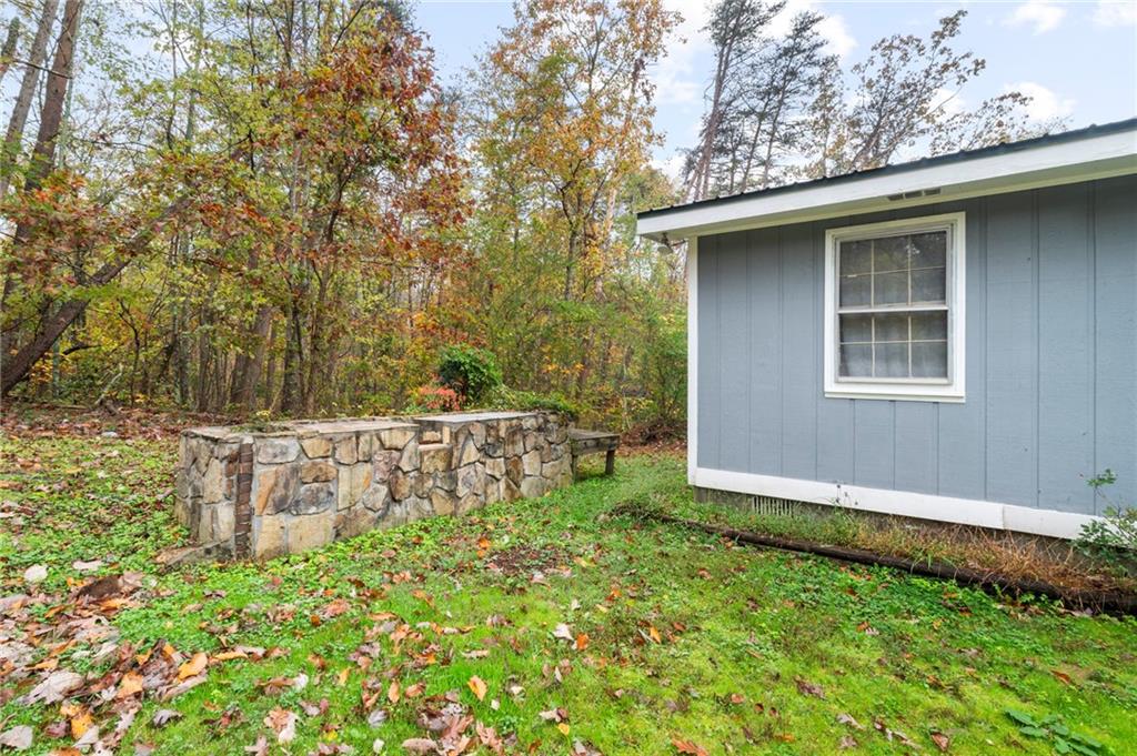 6053 Henderson Mountain Road