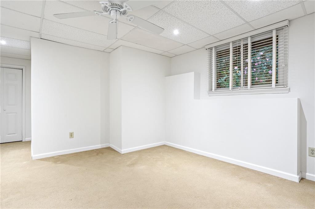 1005 Shady Valley Place NE