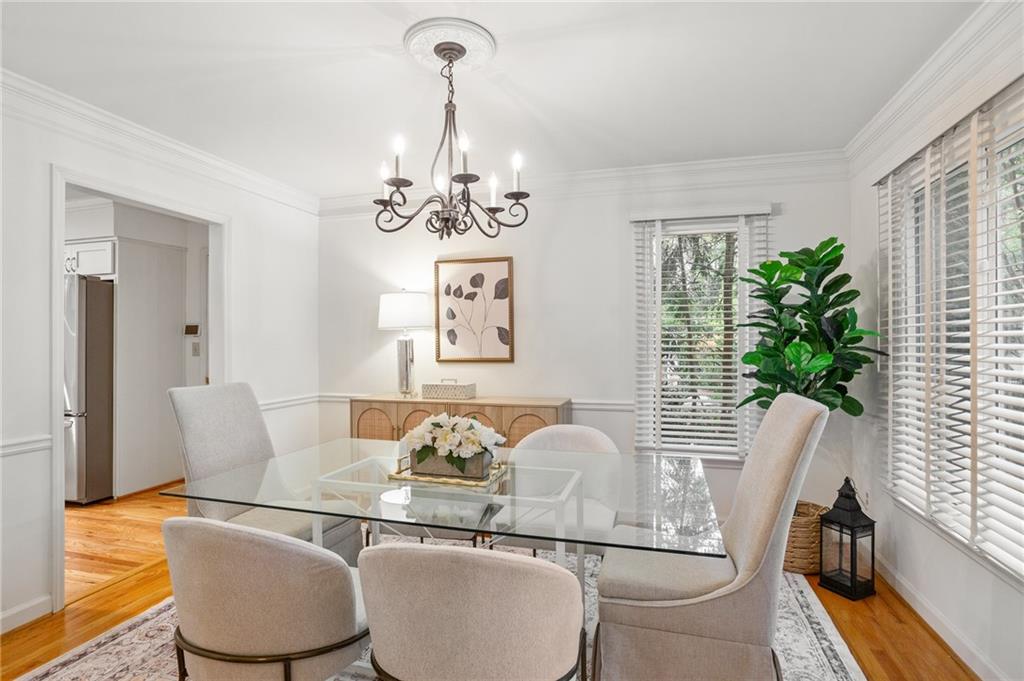 1005 Shady Valley Place NE