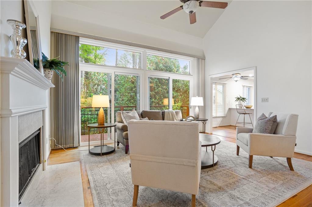 1005 Shady Valley Place NE