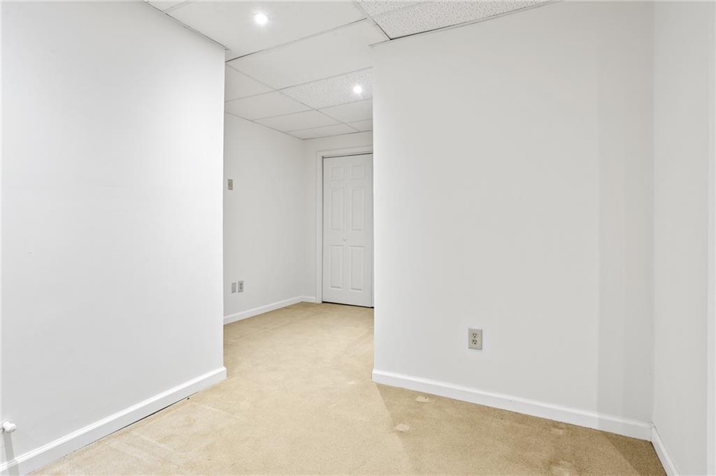 1005 Shady Valley Place NE