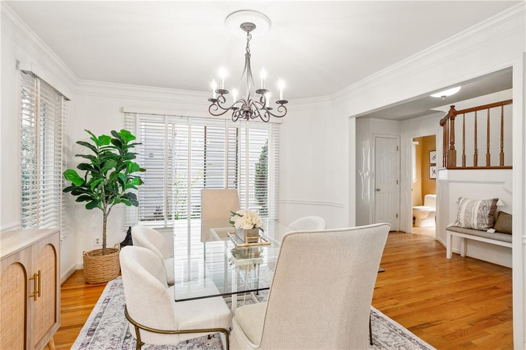 1005 Shady Valley Place NE