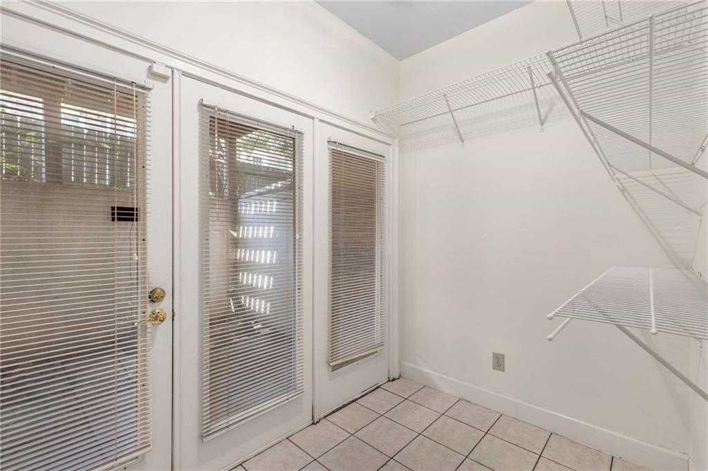3685 Peachtree Road NE Unit 4