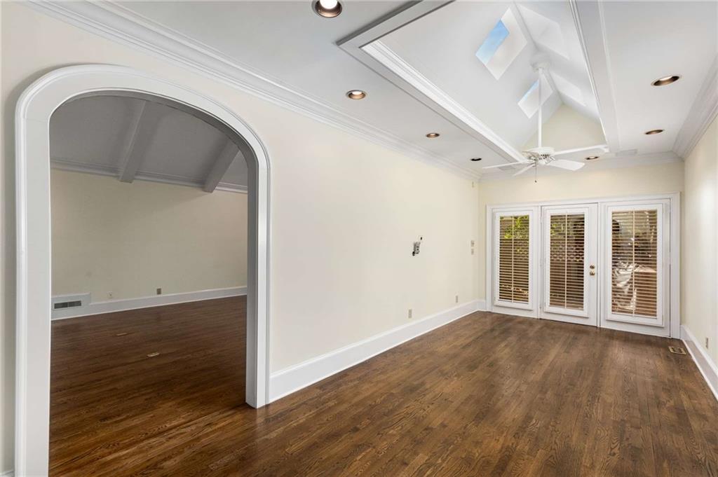 3685 Peachtree Road NE Unit 4
