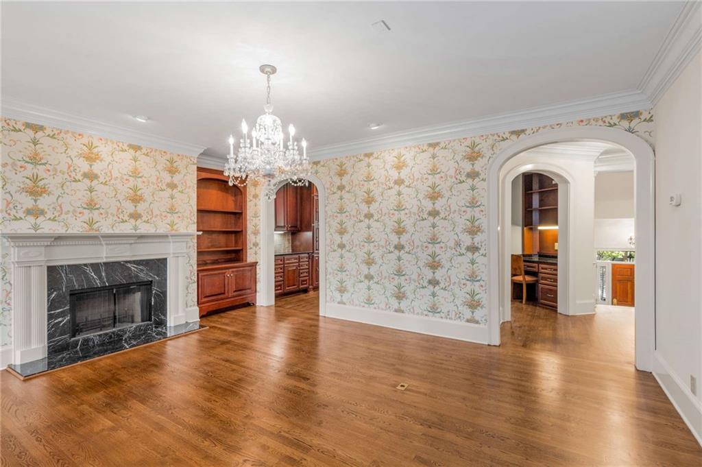 3685 Peachtree Road NE Unit 4