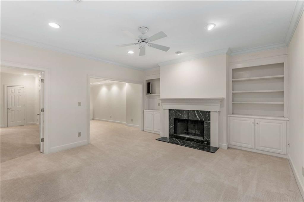 3685 Peachtree Road NE Unit 4