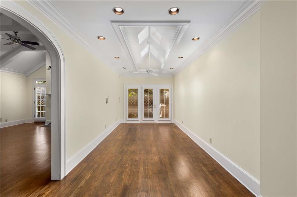 3685 Peachtree Road NE Unit 4